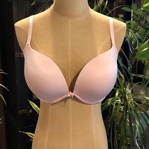 Victoria’s Secret plunge baby pink push-up bra